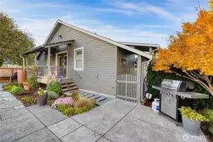 806 NW Alexander St, Coupeville, WA 98239 - Photo 5