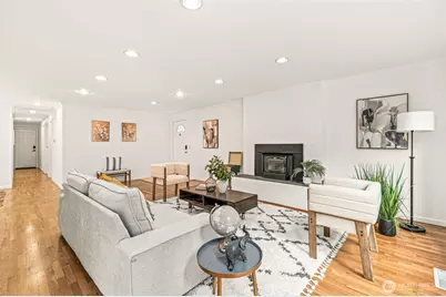 10758 Ashworth Avenue N, Seattle, WA 98133 - Photo 5