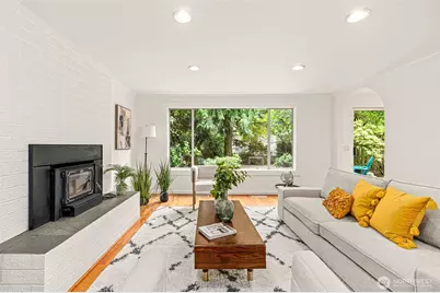 10758 Ashworth Avenue N, Seattle, WA 98133 - Photo 7