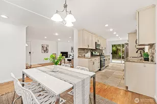 10758 Ashworth Ave N, Seattle, WA 98133 - Photo 15