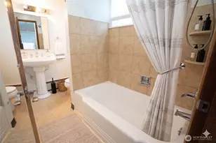 5319 Wilson Ave S, Seattle, WA 98118 - Photo 23