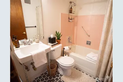 5319 Wilson Avenue S, Seattle, WA 98118 - Photo 19