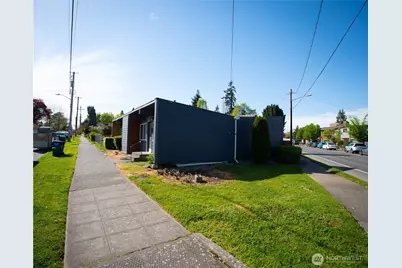 5319 Wilson Avenue S, Seattle, WA 98118 - Photo 31