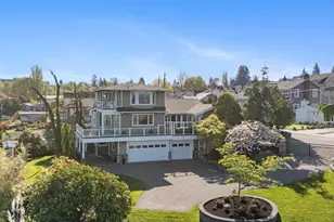 603 Warren Ave, Everett, WA 98201 - Photo 1