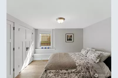 603 Warren Avenue, Everett, WA 98201 - Photo 23