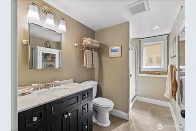 603 Warren Avenue, Everett, WA 98201 - Photo 25