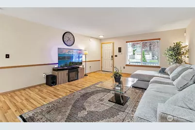 18812 93rd Avenue E, Puyallup, WA 98375 - Photo 5