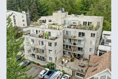 3022 SW Bradford Street #401, Seattle, WA 98126 - Photo 3