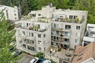 3022 SW Bradford St, Seattle, WA 98126 - Photo 3