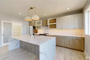 3625 181st St E, Tacoma, WA 98446 - Photo 9