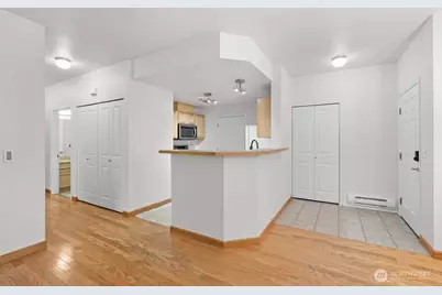 15325 SE 155th Place #X1, Renton, WA 98058 - Photo 5