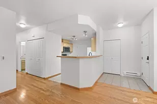 15325 SE 155th Pl, Renton, WA 98058 - Photo 5