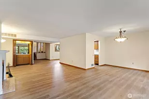 1602 NE 140th St, Seattle, WA 98125 - Photo 11