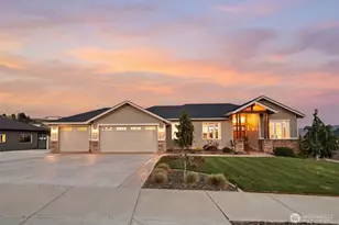 850 Autumn Crest Dr, Wenatchee, WA 98801 - Photo 1