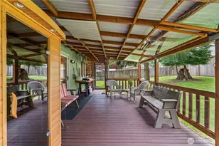 19211 110th St E, Bonney Lake, WA 98391 - Photo 23