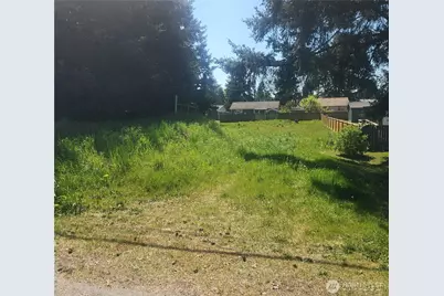768 133rd St S, Tacoma, WA 98444 - Photo 1