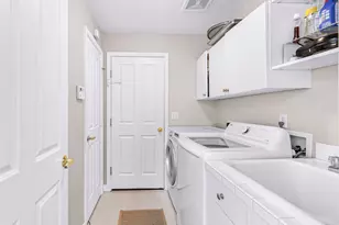 23977 SE 10th St, Sammamish, WA 98075 - Photo 23