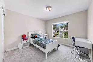 23977 SE 10th St, Sammamish, WA 98075 - Photo 17