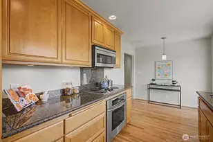10720 11th Ave NW, Seattle, WA 98177 - Photo 11