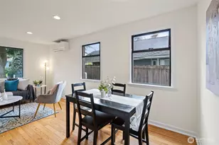 9747 Evanston Ave N, Seattle, WA 98103 - Photo 11