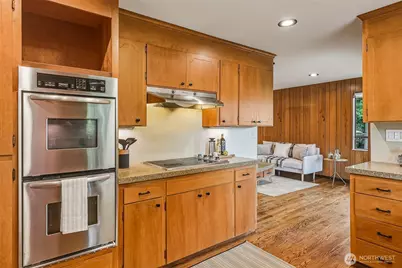797 NW Culbertson Drive, Seattle, WA 98177 - Photo 9