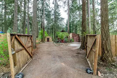 16900 Kalmia Court SE, Yelm, WA 98597 - Photo 3