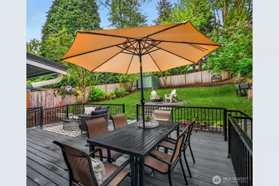 2011 NE 97th Street, Seattle, WA 98115 - Photo 21