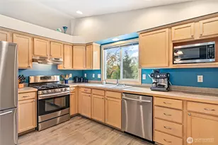 3601 Orange Blossom Ct, Bellingham, WA 98226 - Photo 7