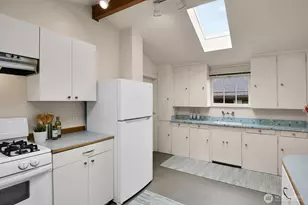 4008 NE 56th St, Seattle, WA 98105 - Photo 7