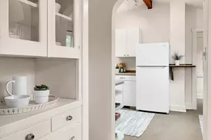 4008 NE 56th St, Seattle, WA 98105 - Photo 9
