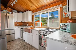 7396 Birch Bay Dr, Blaine, WA 98230 - Photo 9