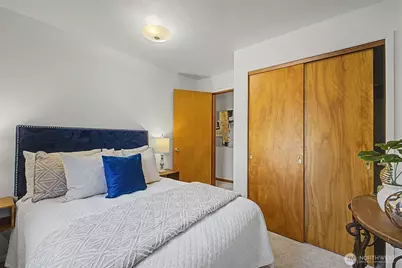 14019 23rd Avenue NE, Seattle, WA 98125 - Photo 19