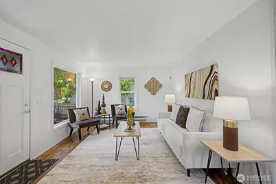 14019 23rd Avenue NE, Seattle, WA 98125 - Photo 5