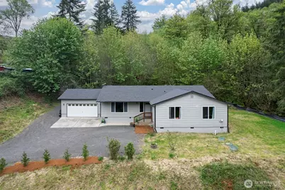 415 McKee Road, Castle Rock, WA 98611 - Photo 1