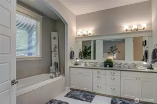 27710 316th Way SE, Ravensdale, WA 98051 - Photo 21