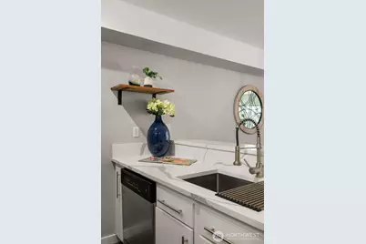 2901 S Jackson Street #404, Seattle, WA 98144 - Photo 9