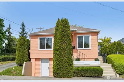 1911 13th Street, Everett, WA 98201 - Photo 1