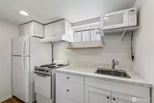 1911 13th St, Everett, WA 98201 - Photo 25
