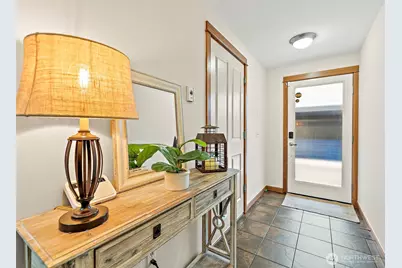 3318 Wetmore Avenue S #E, Seattle, WA 98144 - Photo 3