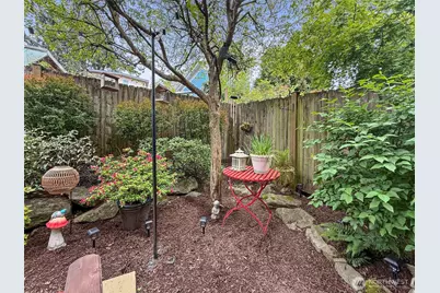3318 Wetmore Avenue S #E, Seattle, WA 98144 - Photo 9