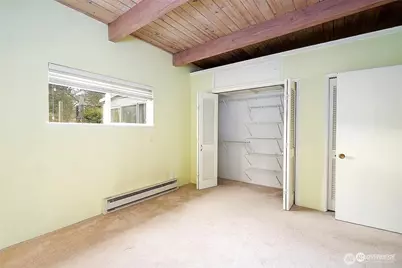 311 NE 95th St, Seattle, WA 98115 - Photo 11