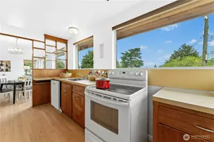 5803 Oberlin Ave NE, Seattle, WA 98105 - Photo 7