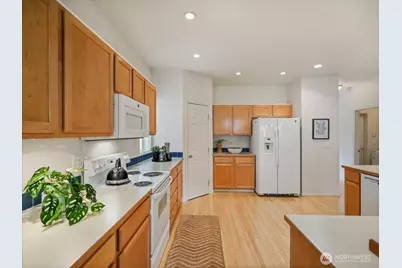 7402 143rd Avenue Ct E, Sumner, WA 98390 - Photo 7