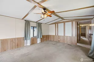 2240 W Broadway Ave, Moses Lake, WA 98837 - Photo 11