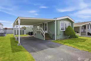 2240 W Broadway Ave, Moses Lake, WA 98837 - Photo 1
