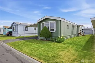 2240 W Broadway Ave, Moses Lake, WA 98837 - Photo 3