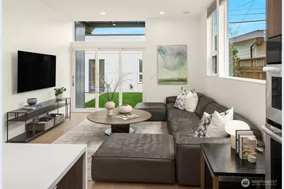 2418 6th Avenue W, Seattle, WA 98119 - Photo 9