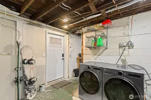 836 NW Market St, Seattle, WA 98107 - Photo 25