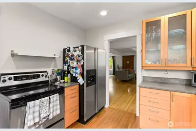 836 NW Market Street, Seattle, WA 98107 - Photo 7