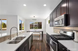 11451 80th Pl S, Seattle, WA 98178 - Photo 9